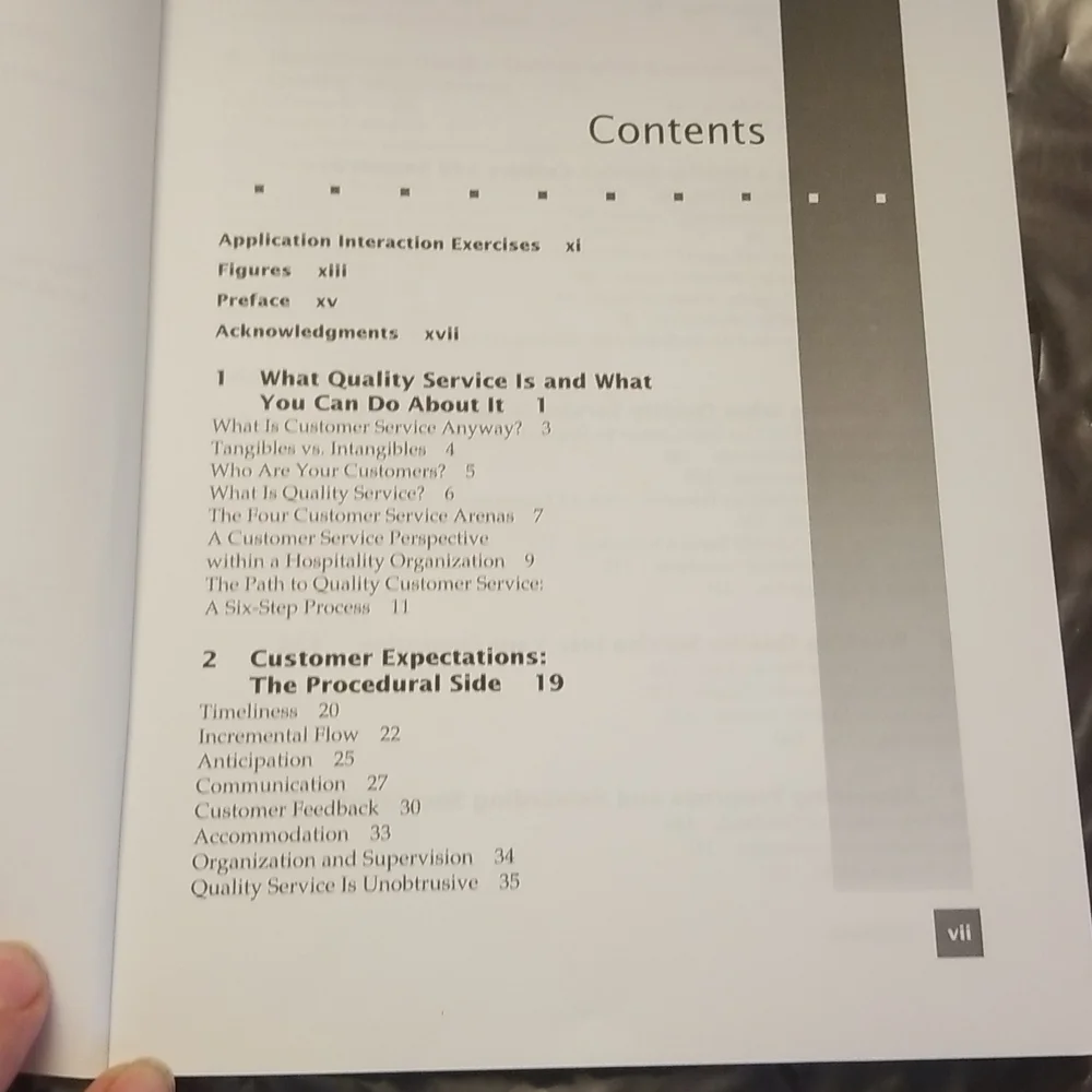 Quality Service book. - Picture 4 of 11